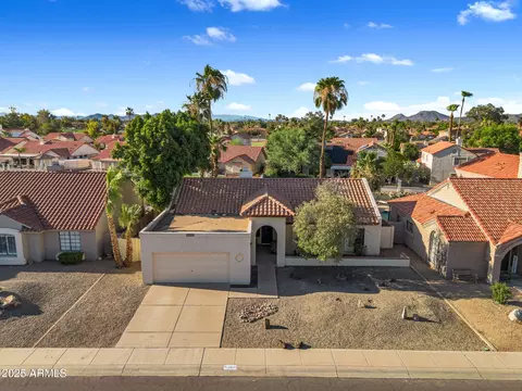7608 W Mcrae Way, Glendale, AZ 85308