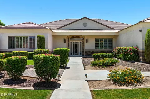 7015 E Granada St, Mesa, AZ 85207 photo 2