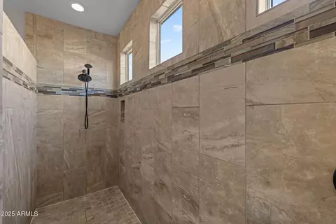 Bath - 10510 E Sheffield Dr, Mesa, AZ 85212 photo 2 of 4
