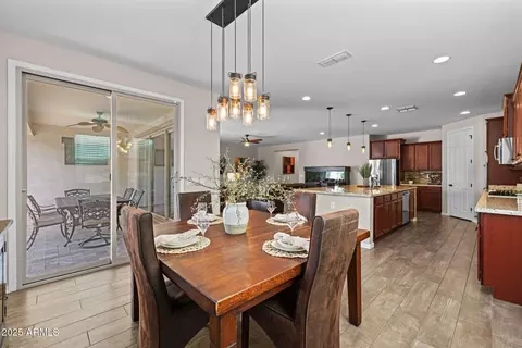 Dining - 10510 E Sheffield Dr, Mesa, AZ 85212 photo 2 of 3