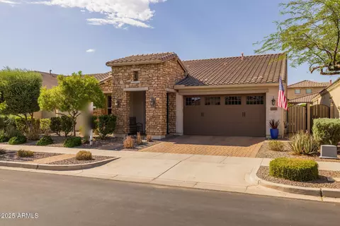 Exterior - 10510 E Sheffield Dr, Mesa, AZ 85212 photo 3 of 13