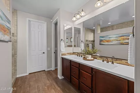 Bath - 10510 E Sheffield Dr, Mesa, AZ 85212 photo 1 of 4