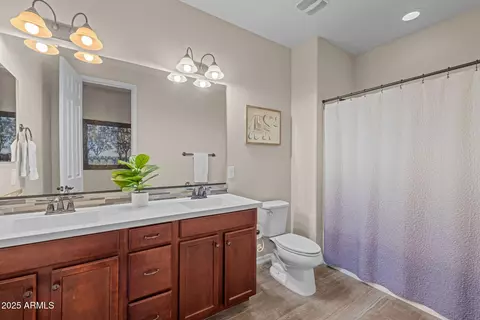 Bath - 10510 E Sheffield Dr, Mesa, AZ 85212 photo 3 of 4