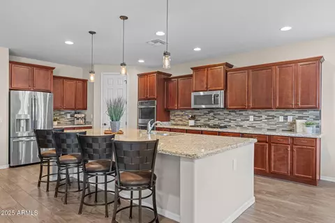 Kitchen - 10510 E Sheffield Dr, Mesa, AZ 85212 photo 1 of 5
