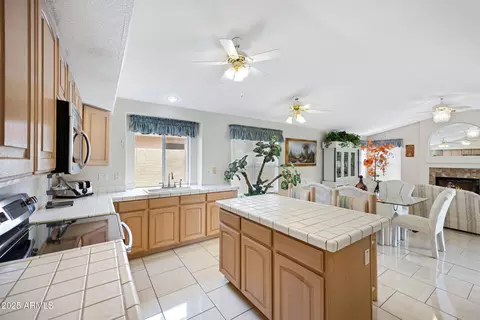 Kitchen - 2613 S Orange --, Mesa, AZ 85210 photo 3 of 5
