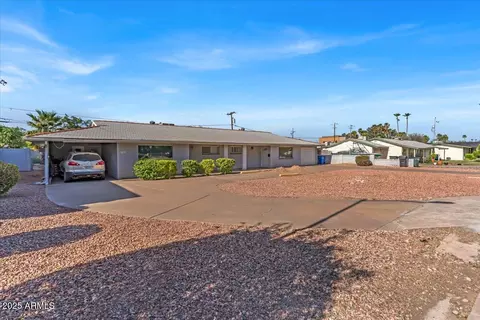 Exterior - 719-733 E Marlette Ave, Phoenix, AZ 85014 photo 3 of 4
