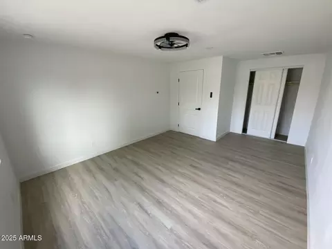 851 E Michelle Dr, Phoenix, AZ 85022 photo 7