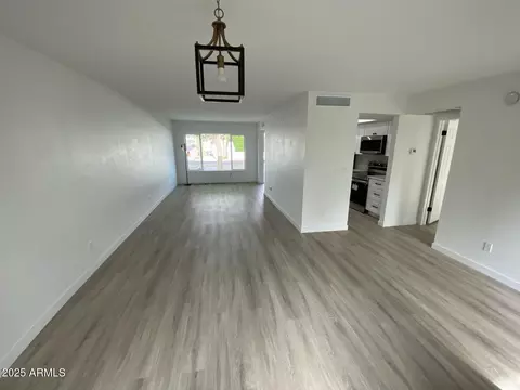 851 E Michelle Dr, Phoenix, AZ 85022 photo 11