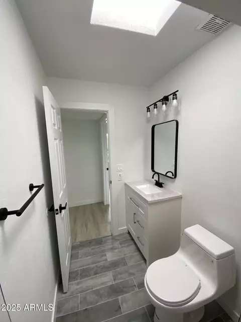 851 E Michelle Dr, Phoenix, AZ 85022 photo 17