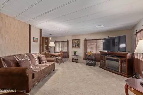 1479 N Delaware Dr, Apache Junction, AZ 85120 photo 3