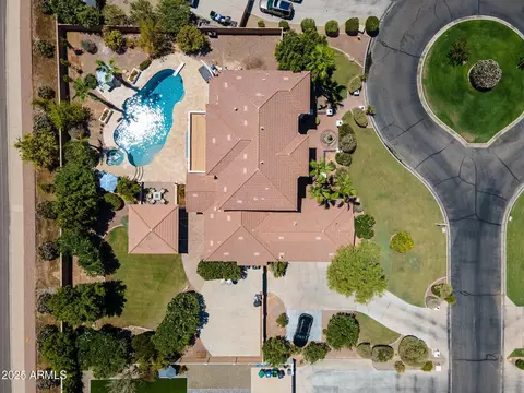 View/Area - 3233 E Indigo Cir, Mesa, AZ 85213 photo 3 of 9
