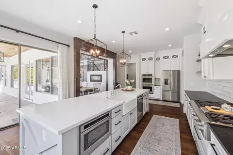 Kitchen - 3233 E Indigo Cir, Mesa, AZ 85213 photo 3 of 6