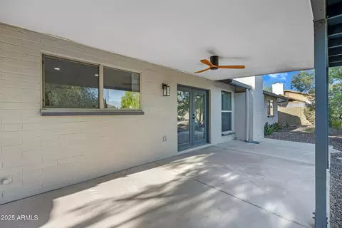 Exterior - 815 E Paradise Ln, Phoenix, AZ 85022 photo 7 of 7