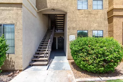 5302 E Van Buren St #1067, Phoenix, AZ 85008