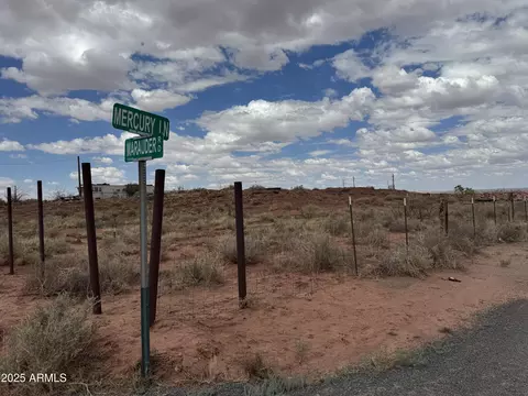 1342 Marauder Rd #49, Winslow, AZ 86047