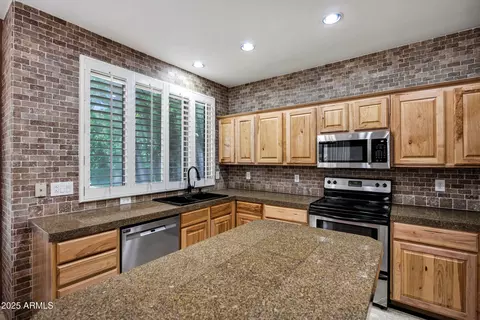 700 N Nevada Way, Gilbert, AZ 85233 photo 3