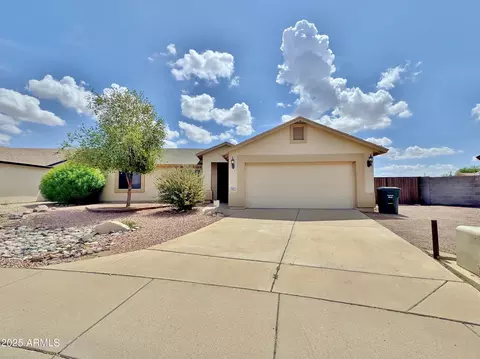1872 N Boulder Ct, Casa Grande, AZ 85122
