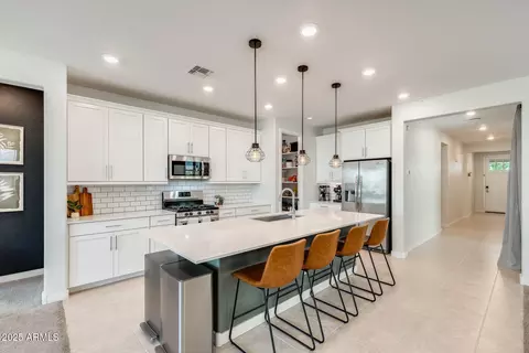 Kitchen - 9660 E Red Giant Dr, Mesa, AZ 85212 photo 2 of 7