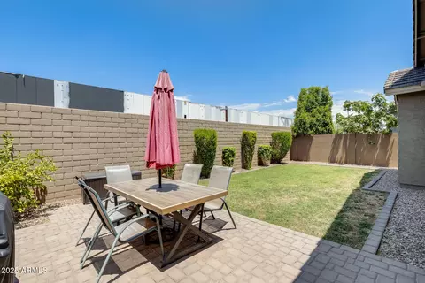 Exterior - 9660 E Red Giant Dr, Mesa, AZ 85212 photo 7 of 9