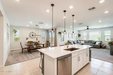 Kitchen - 9660 E Red Giant Dr, Mesa, AZ 85212 photo 6 of 7