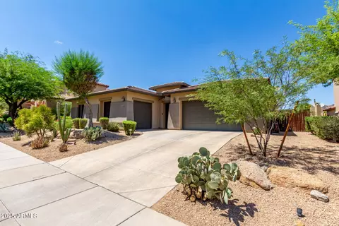 8630 W Briles Rd, Peoria, AZ 85383
