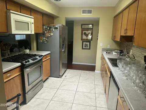 1717 W Heatherbrae Dr, Phoenix, AZ 85015 photo 2
