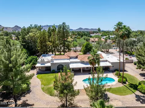 8815 N Invergordon Rd, Paradise Valley, AZ 85253
