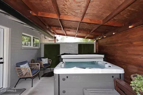 Exterior - 1310 W Pasadena Ave, Phoenix, AZ 85013 photo 13 of 20
