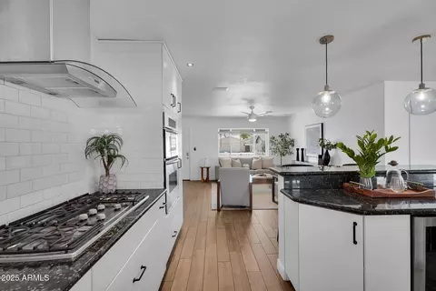 1018 E Marigold Ln, Tempe, AZ 85288 photo 8