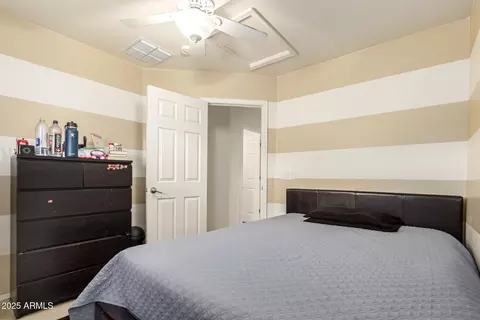 Bedroom - 4670 E Redfield Rd, Gilbert, AZ 85234 photo 5 of 6