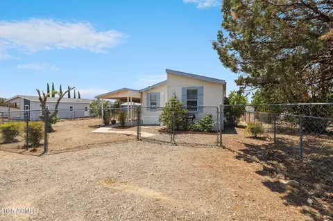 20583 E Conestoga Dr, Mayer, AZ 86333