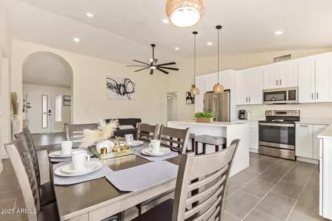 Dining - 6413 E Ingram St, Mesa, AZ 85205 photo 1 of 1