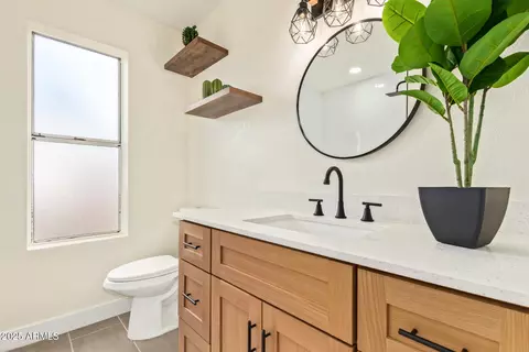 Bath - 6413 E Ingram St, Mesa, AZ 85205 photo 3 of 4