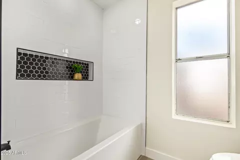 Bath - 6413 E Ingram St, Mesa, AZ 85205 photo 4 of 4