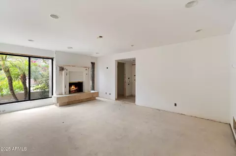 Living - 5964 N Echo Canyon Dr, Phoenix, AZ 85018 photo 9 of 11