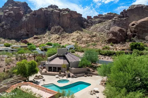 Exterior - 5964 N Echo Canyon Dr, Phoenix, AZ 85018 photo 6 of 8