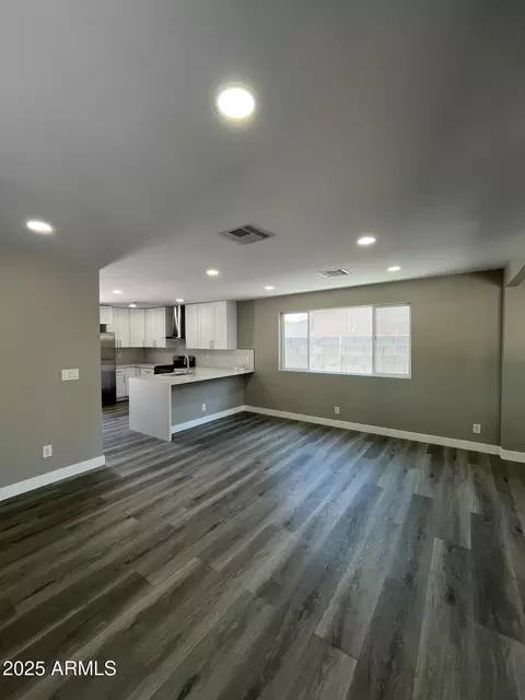Living - 7764 W Whitton Ave, Phoenix, AZ 85033 photo 1 of 1