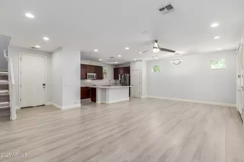 4715 E Tierra Buena Ln, Phoenix, AZ 85032