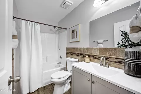 Bath - 1888 E 39th Ave, Apache Junction, AZ 85119 photo 1 of 5