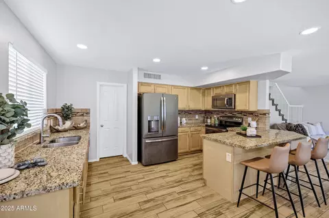 Kitchen - 1888 E 39th Ave, Apache Junction, AZ 85119 photo 3 of 6