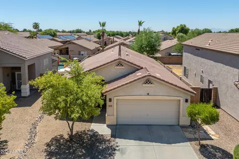 18131 N Skyhawk Dr, Surprise, AZ 85374