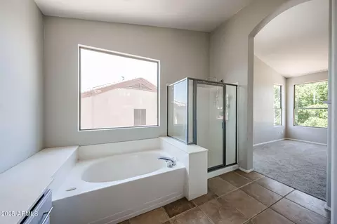 Bath - 2940 E Cathy Dr, Gilbert, AZ 85296 photo 5 of 5