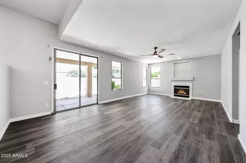 Living - 2940 E Cathy Dr, Gilbert, AZ 85296 photo 3 of 7