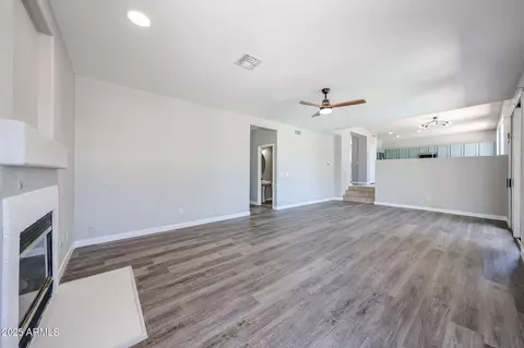 Living - 2940 E Cathy Dr, Gilbert, AZ 85296 photo 6 of 7