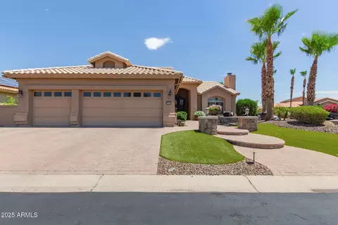 3211 N Couples Dr, Goodyear, AZ 85395