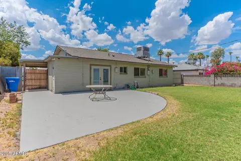Exterior - 722 E State Ave, Phoenix, AZ 85020 photo 1 of 3