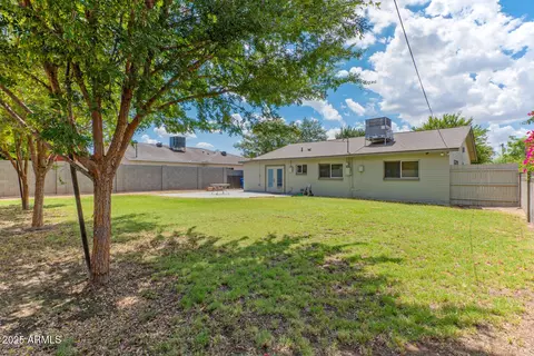 Exterior - 722 E State Ave, Phoenix, AZ 85020 photo 3 of 3