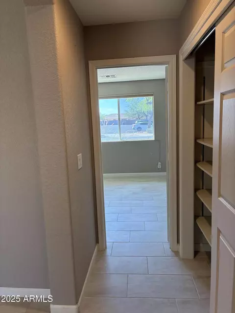 Entry Way - 11216 E Lakeview Cir, Mesa, AZ 85209 photo 3 of 3