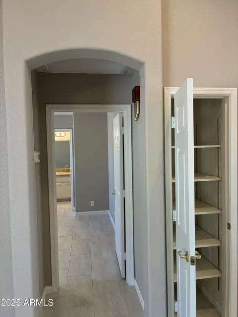 Entry Way - 11216 E Lakeview Cir, Mesa, AZ 85209 photo 2 of 3