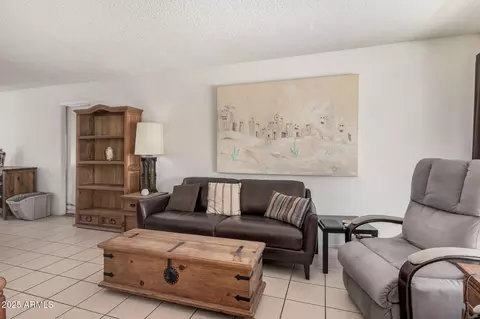 Living - 831 E Villa Rita Dr, Phoenix, AZ 85022 photo 3 of 3